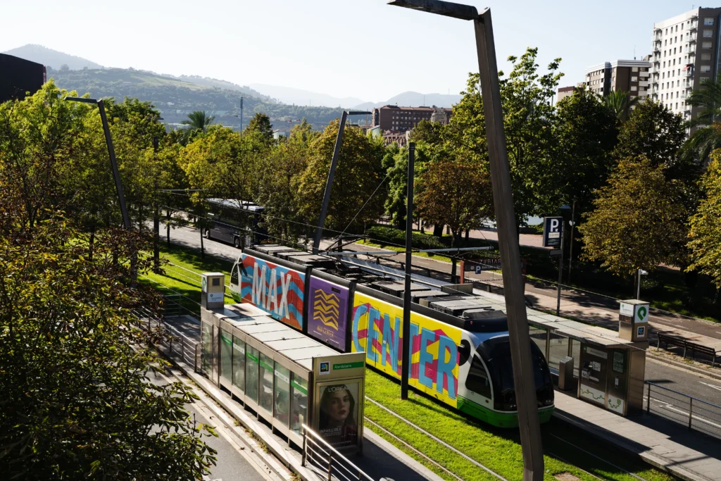 Tranvía Bilbao Max Center
