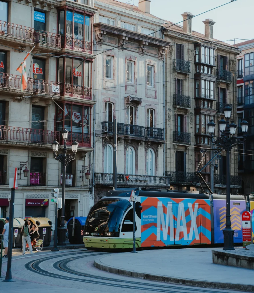 Tranvía Max Center Bilbao