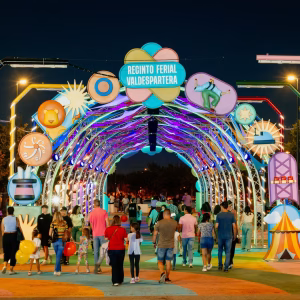 Arco de entrada recinto ferial de valdespartera 2026